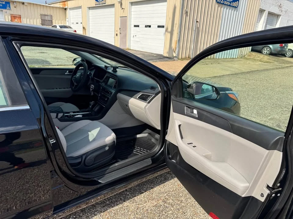 
								Hyundai sonata 2.4L 2016 full									