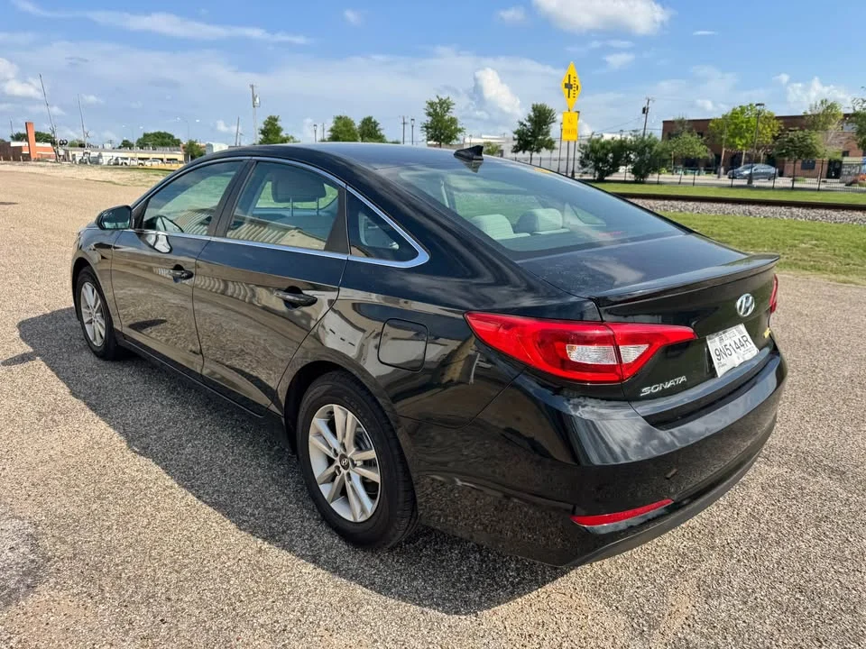 
								Hyundai sonata 2.4L 2016 full									