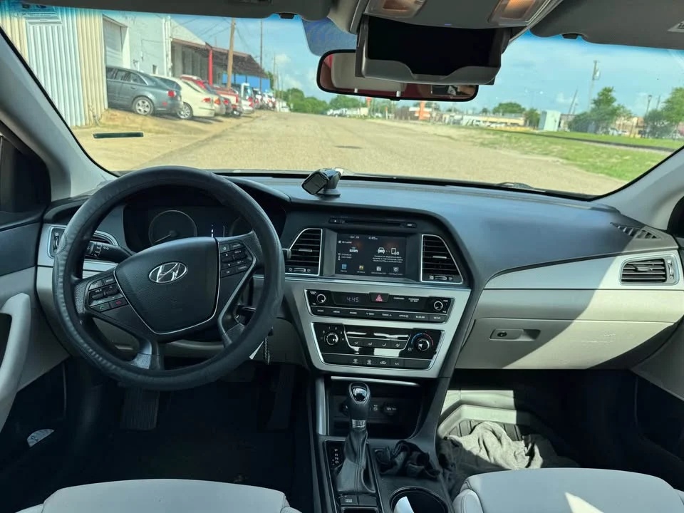 
								Hyundai sonata 2.4L 2016 full									