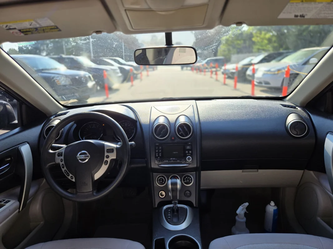 
								Nissan Rogue 2.5L full									