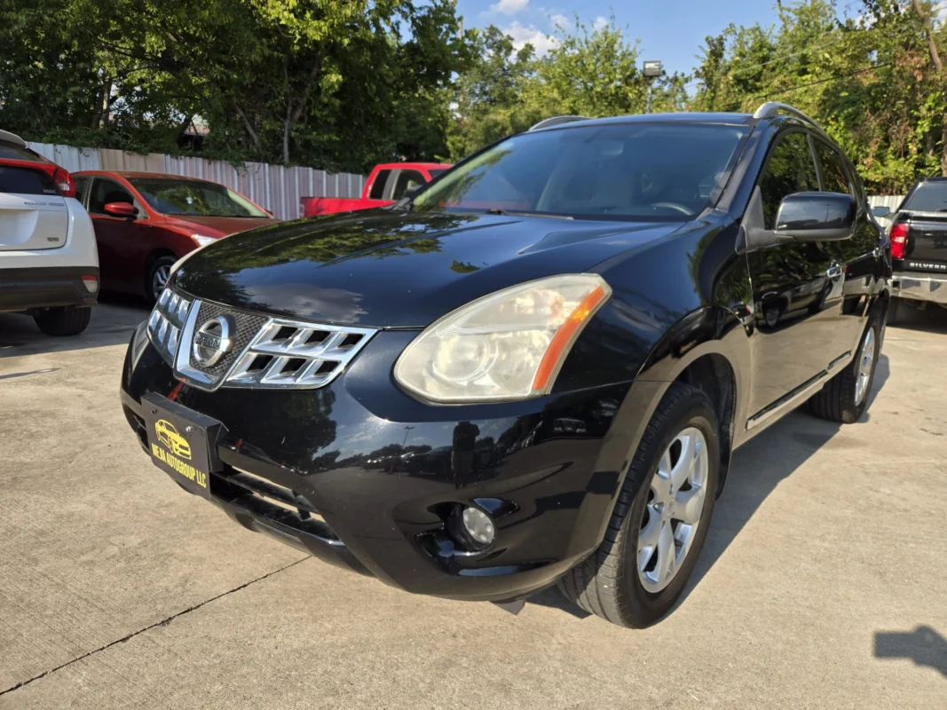
								Nissan Rogue 2.5L full									