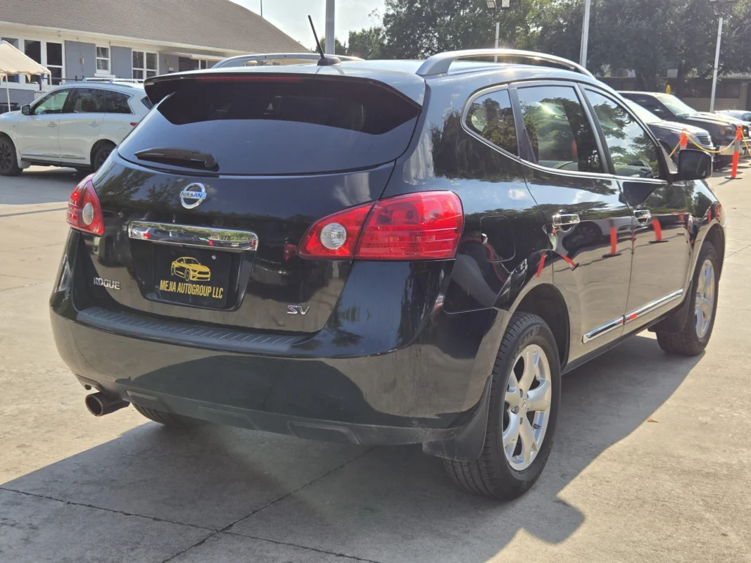 
								Nissan Rogue 2.5L full									