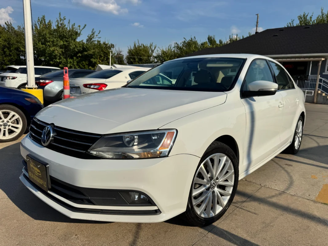 
								Volkswagen Jetta SE Sedan 1.8L Turbo full									