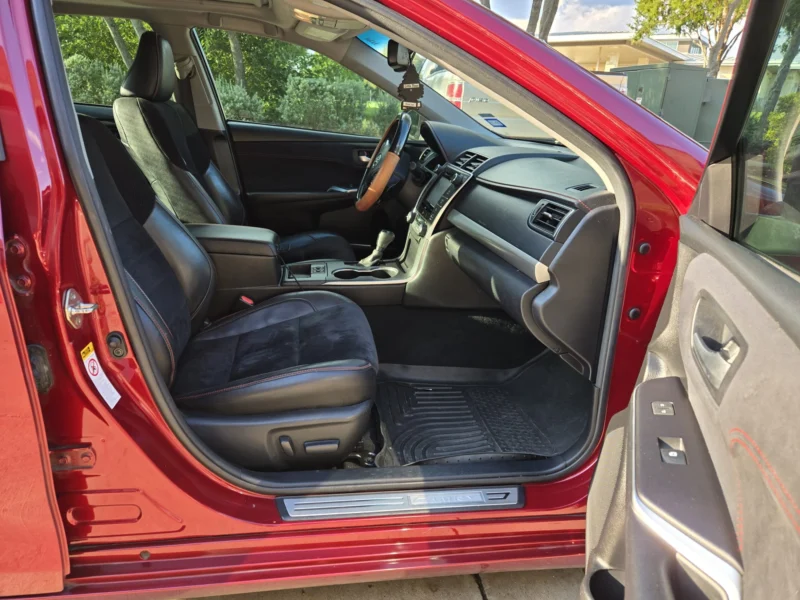 
								TOYOTA CAMRY XSE 2017 full									